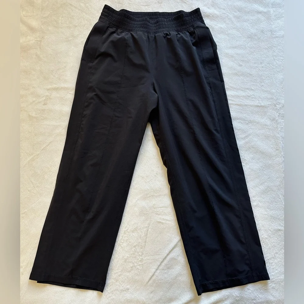 Lululemon | Wanderer Crop (Black) Size 6 EUC -Swift Ultra Light -Style # W6BA8S - Picture 4 of 12